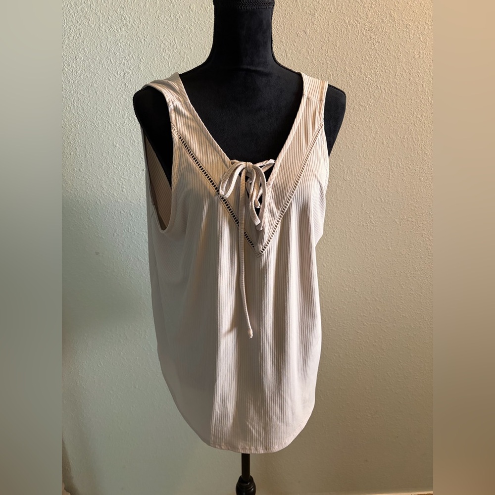 Maurices Cream Lace-Up Tank Top Size XXL NWT